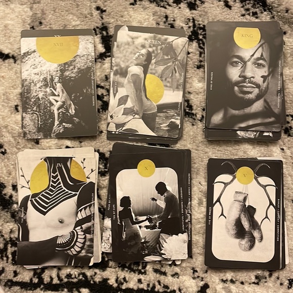 The Experiential Tarot - Picture 2 of 6